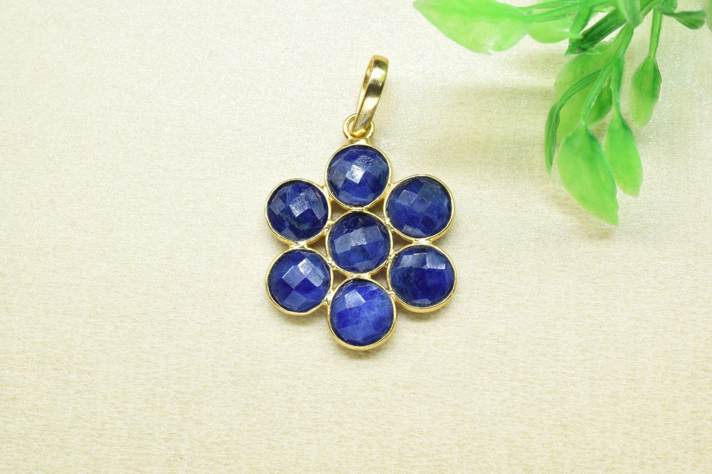 Blue Sapphire Pendant,Precious Gemstone Pendant,Station Bezel Link Supply,Handmade Jewelry,Round Flower Pendant,Blue Sapphire Jewelry,Gift
