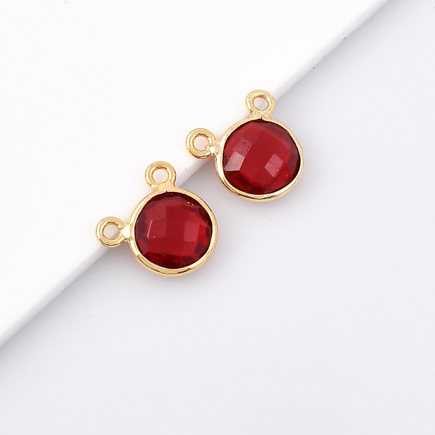Garnet 8mm Round Bezel,Garnet dual connector charm, Gold Plated bezel,Garnet Bezel,Gold Vermeil Bezel,Garnet jewelry, Gold-Filled bezels