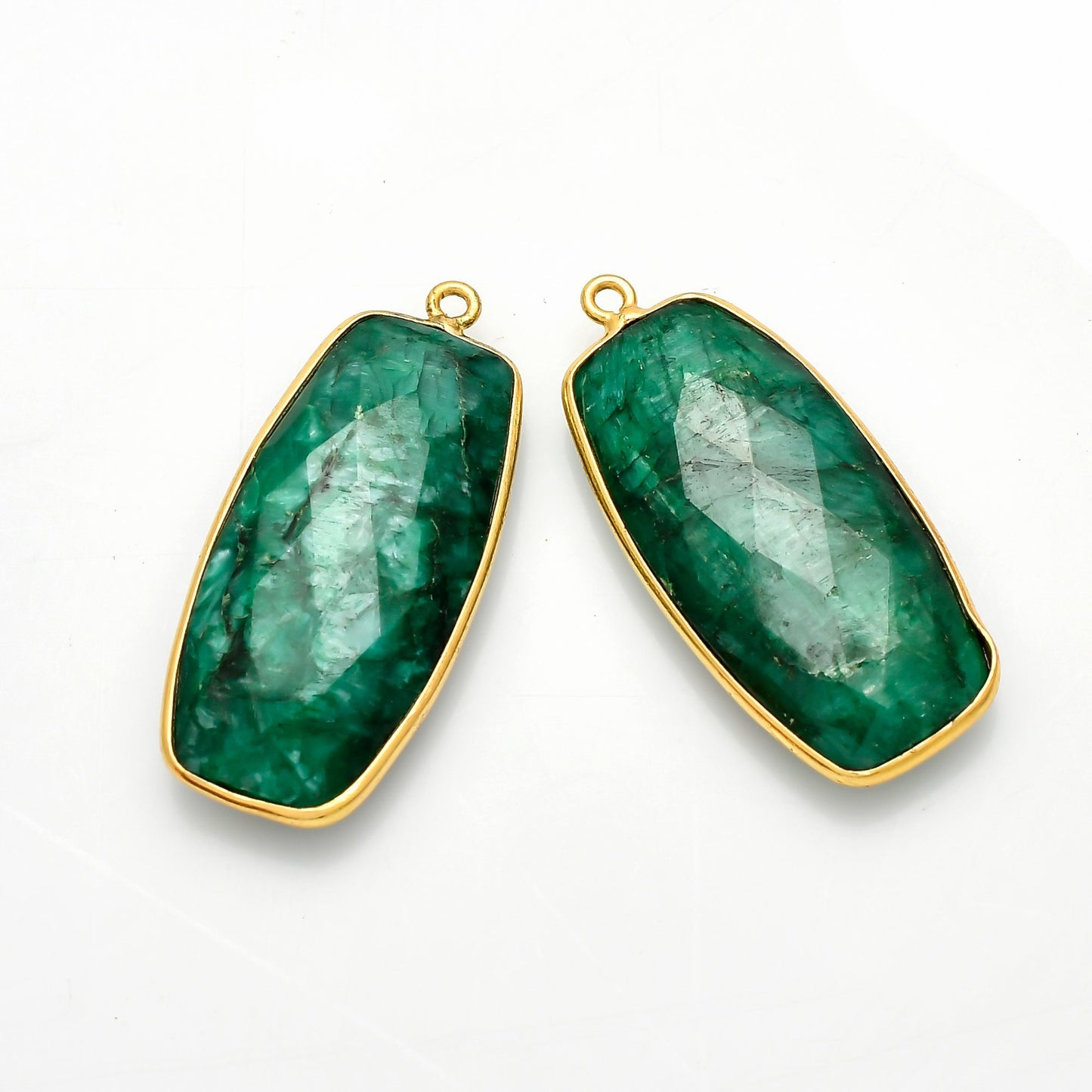 Emerald 14x28mm Bezel Charm Pendant,Rectangle Shape Gold Plated bezel,Gold Vermeil Bezel,Emerald jewelry making charm,Gold-Filled bezelcharm