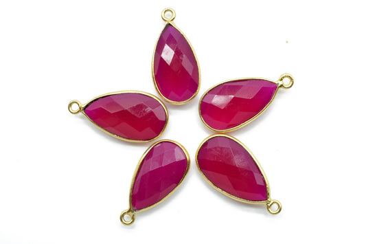 Pink chalcedony 10x18mm Pear shape charm,Checker Board cut Pink Chalcedony Pendant,Hot Pink charms,Fuchsia Pink Chalcedony Pear Briolettes