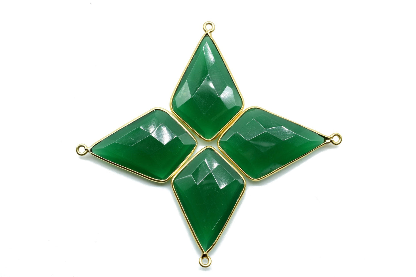 Green Onyx 20x30mm Diamond shape single bail connector,Brass Gold Plated bezel,Green Onyx Faceted Briolette Connector,Green Onyx Bezel charm