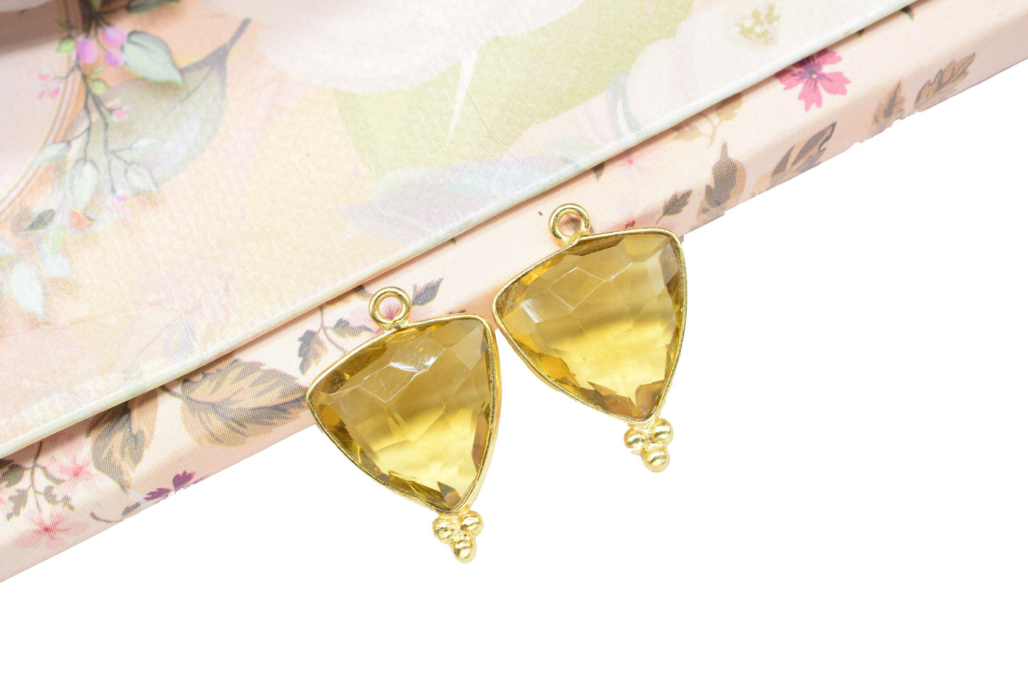 Citrine Checker Cut bezel Charms Jewelry,Citrine single bail Gold Plated bezel,Citrine Gemstone Faceted 15mm Triangle shape Pendant,Gift