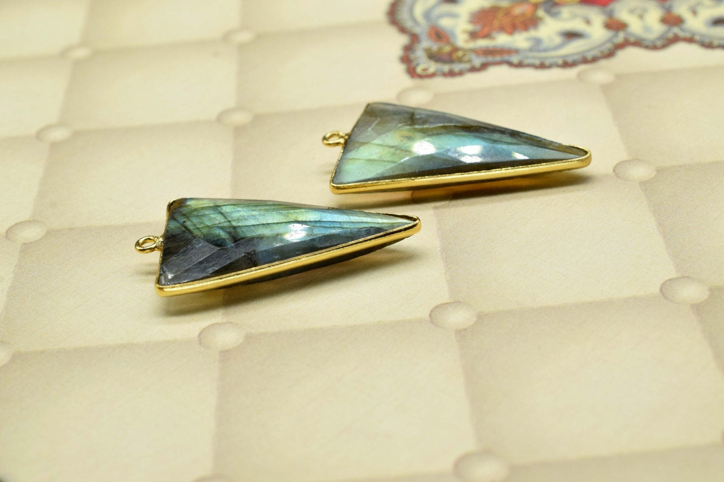 Labradorite Gemstone 20x30mm Triangle shape,Labradorite December birthstone Handmade Connector,Labradorite Gold Plated Single bail connector