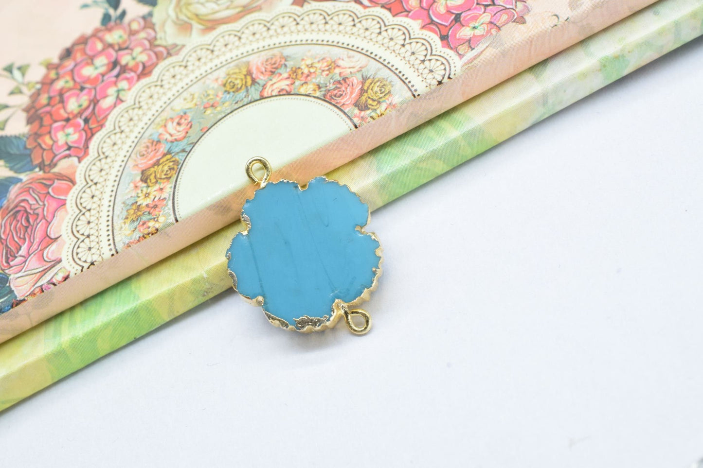 Turquoise Clover Shape Pendants,Handmade Flower charm Pendant,Necklace Connectors Jewelry,Gemstone Electroplated Charm,Double Bail Connector