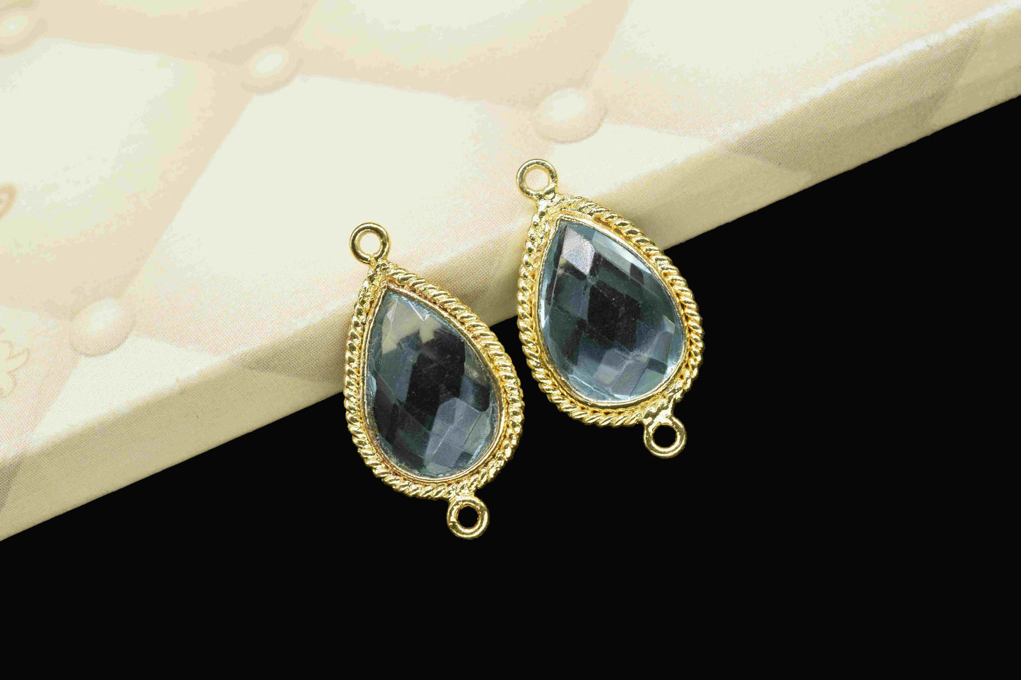 Sky Topaz 9x13mm Pear Shape Double Bail Connectors,Sky Topaz Pear Shape Charms,Sky Topaz Gold Plated Bezels,Jewelry Making Charms,Sky Topaz