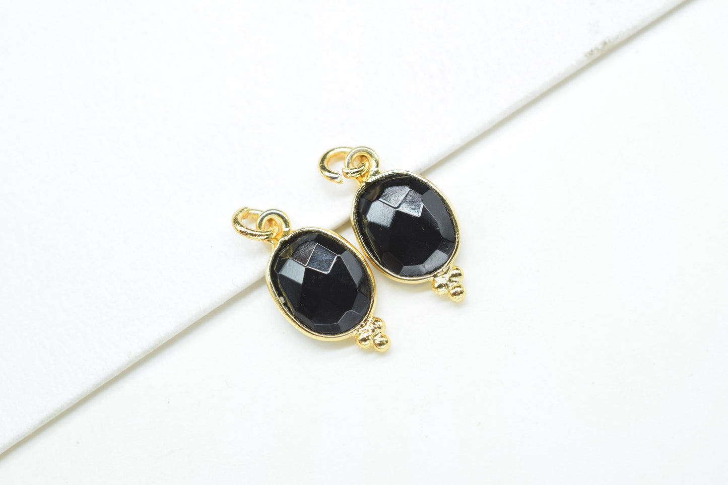 Black Onyx 8x10mm oval Shape Pendant Jewelry/Black Onyx Gold Plated Single Bail Connector jewelry/Black Onyx Gemstone Teardrop Charms,Gift