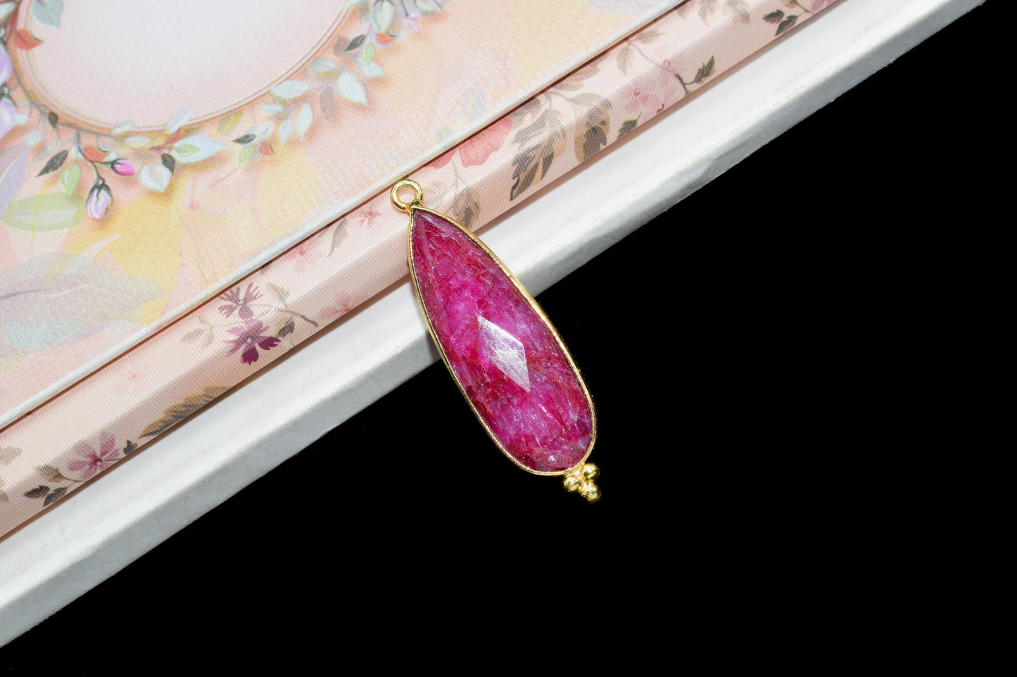 Natural Ruby 10x30mm Bezel charm,Bezel Link Supplies,Station Bezel Link Jewelry Making,Brass Connector Pendant,GemstoneTeardrop Ruby Pendant