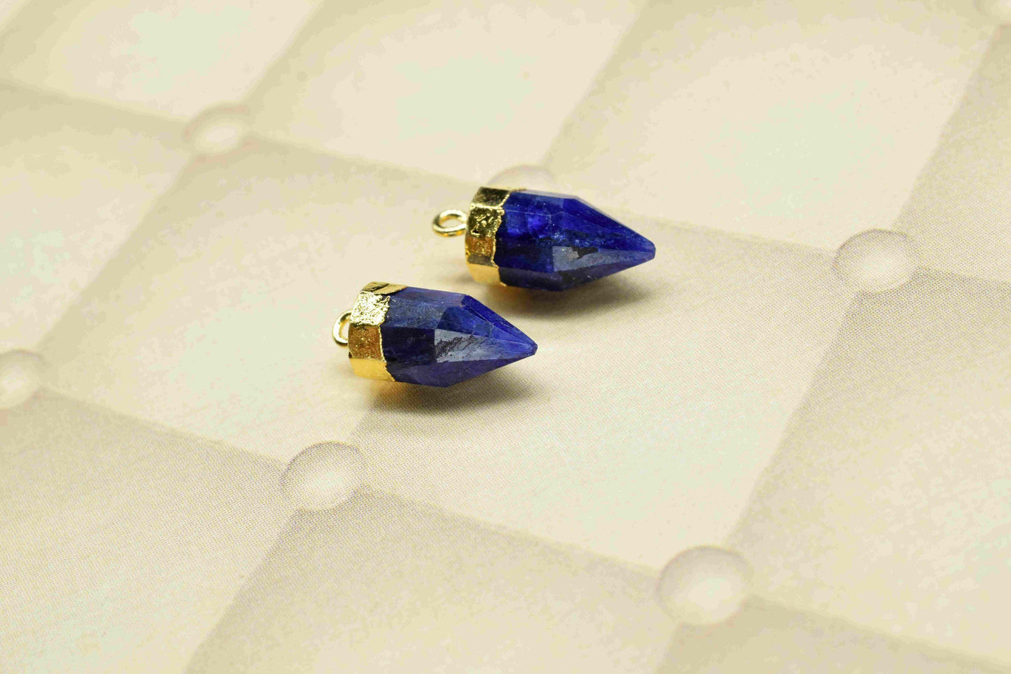 Blue Sapphire Pointed Pendant,Gold Vermeil Tiny Point Pendants,Statement Pendant,Pencil Connector,Gemstone Pendant,Handmade pendant Jewelry