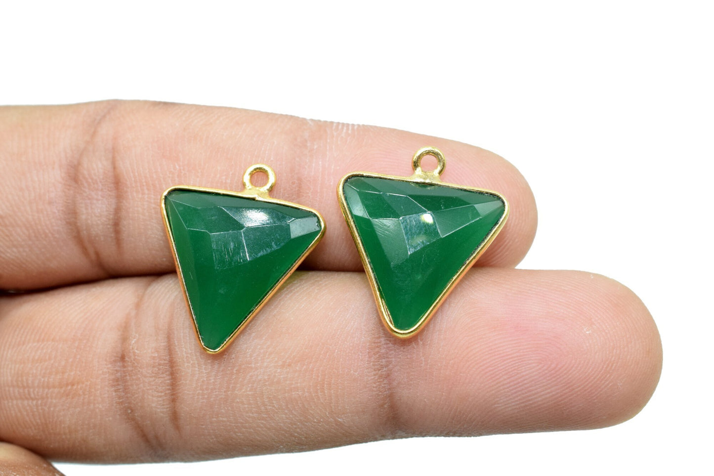 Green Onyx 15x18mm Trillion shape charm,Brass Gold Plated bezel,Green Onyx Faceted Briolette Connector,Green Onyx Bezel Pendant,onyx jewelry