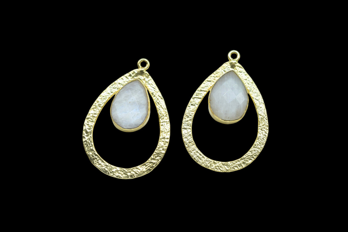 Moonstone Gemstone Pendant/Pear Shape Pendant/Bezel Pendant/Jewelry making Stone/Gold Plated Jewelry/Moonstone Connector Jewelry/Handmade