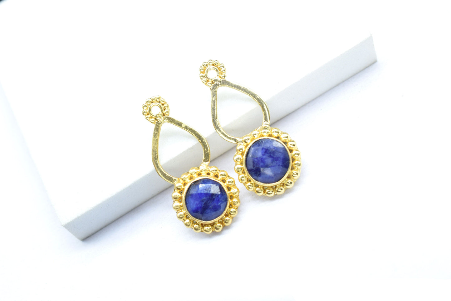 Blue Sapphire Designer Pendant/Jewelry making Stone/Sapphire Pendant Charm/Handmade Jewelry Component/Round Shape Stone/Connector/Gift