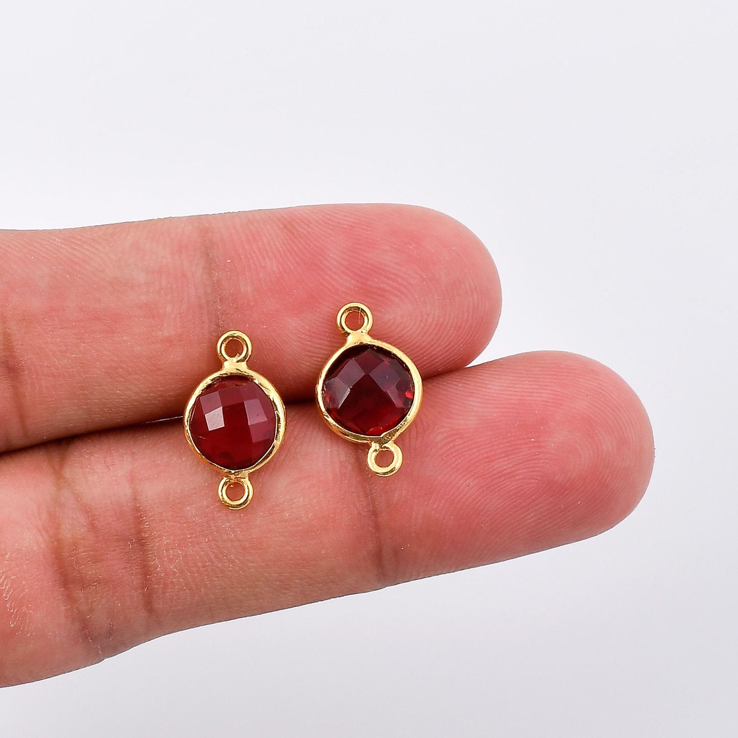Garnet 8mm Round Bezel,Garnet dual connector charm, Gold Plated bezel,Garnet Bezel,Gold Vermeil Bezel,Garnet jewelry, Gold-Filled bezels
