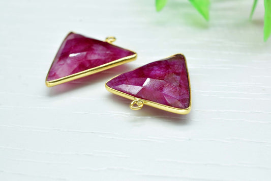 Ruby 20mm trillion Shape Charm,Dyed Ruby Faceted trillion Shape Connector,Bezel trillion Shape Connector,Ruby Single Flat Bail links,Ruby