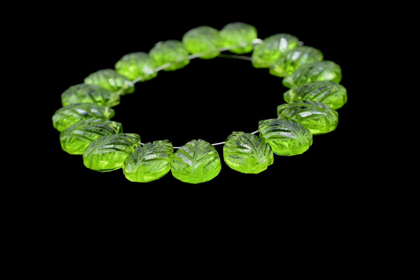 Peridot Leaf Carving Beads,9x13mm Pear Shape Carved Briolettes,Peridot Fancy Pear Briolettes,Carved Leaf Beads,hand carving leaf beads,beads