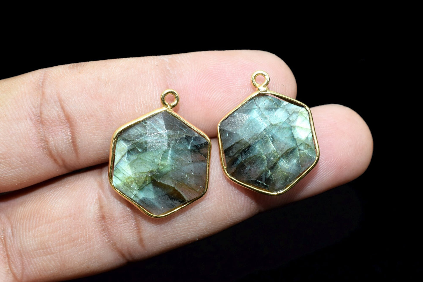 Labradorite 16mm Hexagon shape single loop connectors,Labradorite Pendant,Labradorite bezel link,Gemstone Hexagonal Cone Charm,Minimal Stone