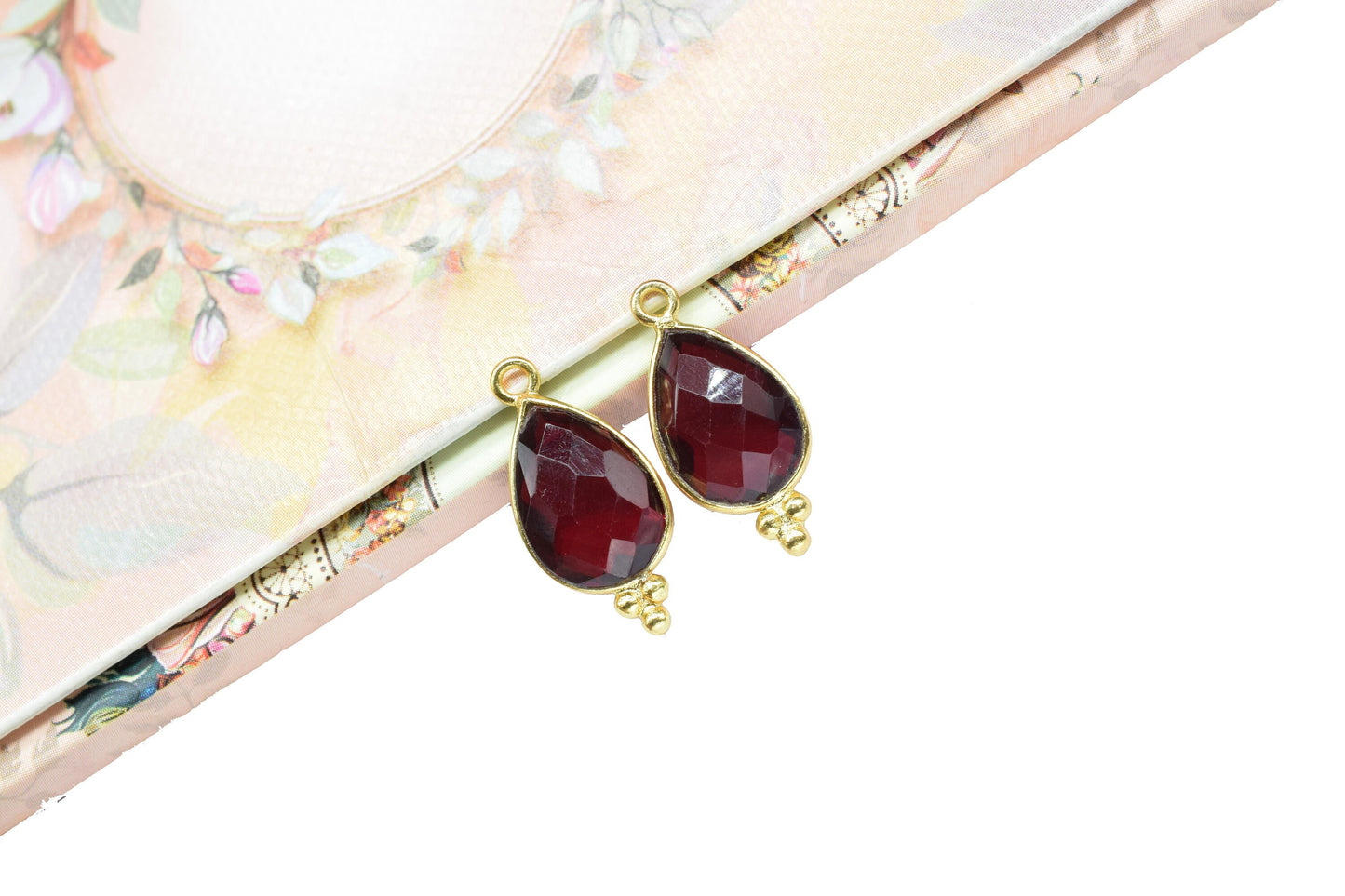 Garnet Gemstone 10x14mm Pear shape charm,Garnet Gemstone Faceted jewelry,Garnet Connector Pendant,Garnet Gold Plated Single Bail Pendant