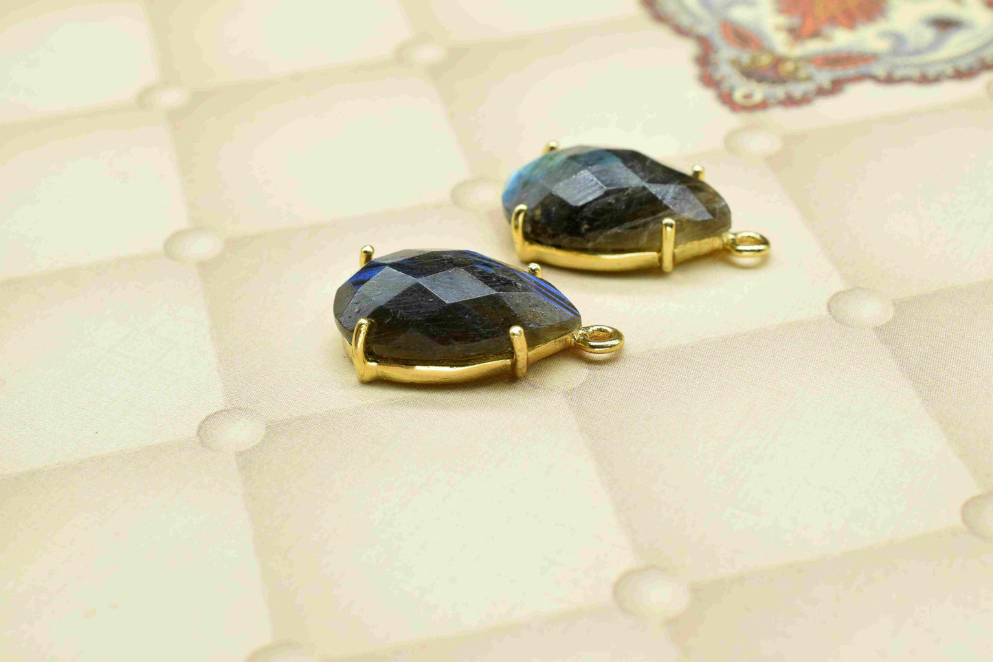 Labradorite Prong Setting Earring Connectors,Jewelry Making Supplies,Labradorite Charms Pendants,Brass Jewelry Findings,Labradorite Teardrop