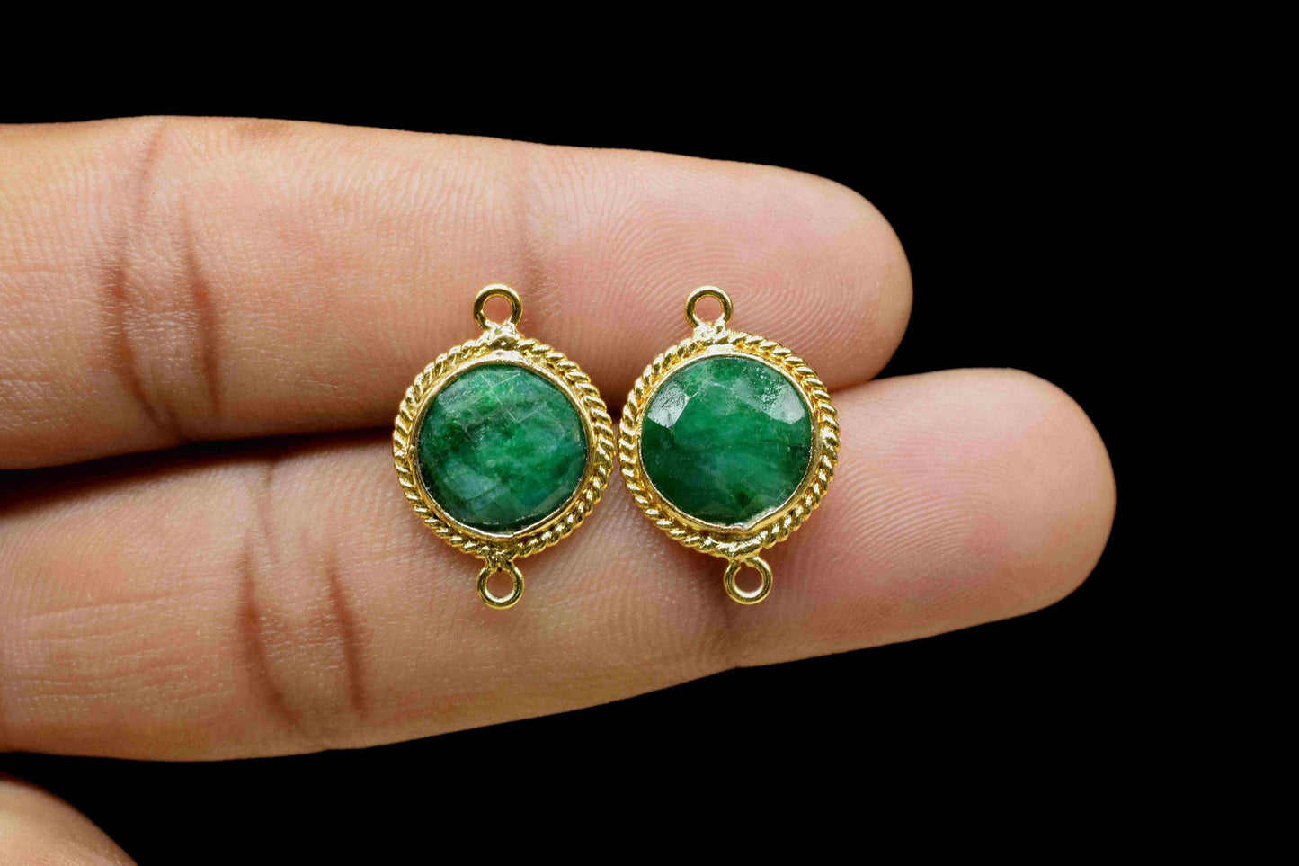 Emerald Gemstone Connector,10mm Round Shape Gold Plating Bezels Charms,Handmade Connectors Jewelry,Emerald Bezel Connectors,Gemstone Jewelry