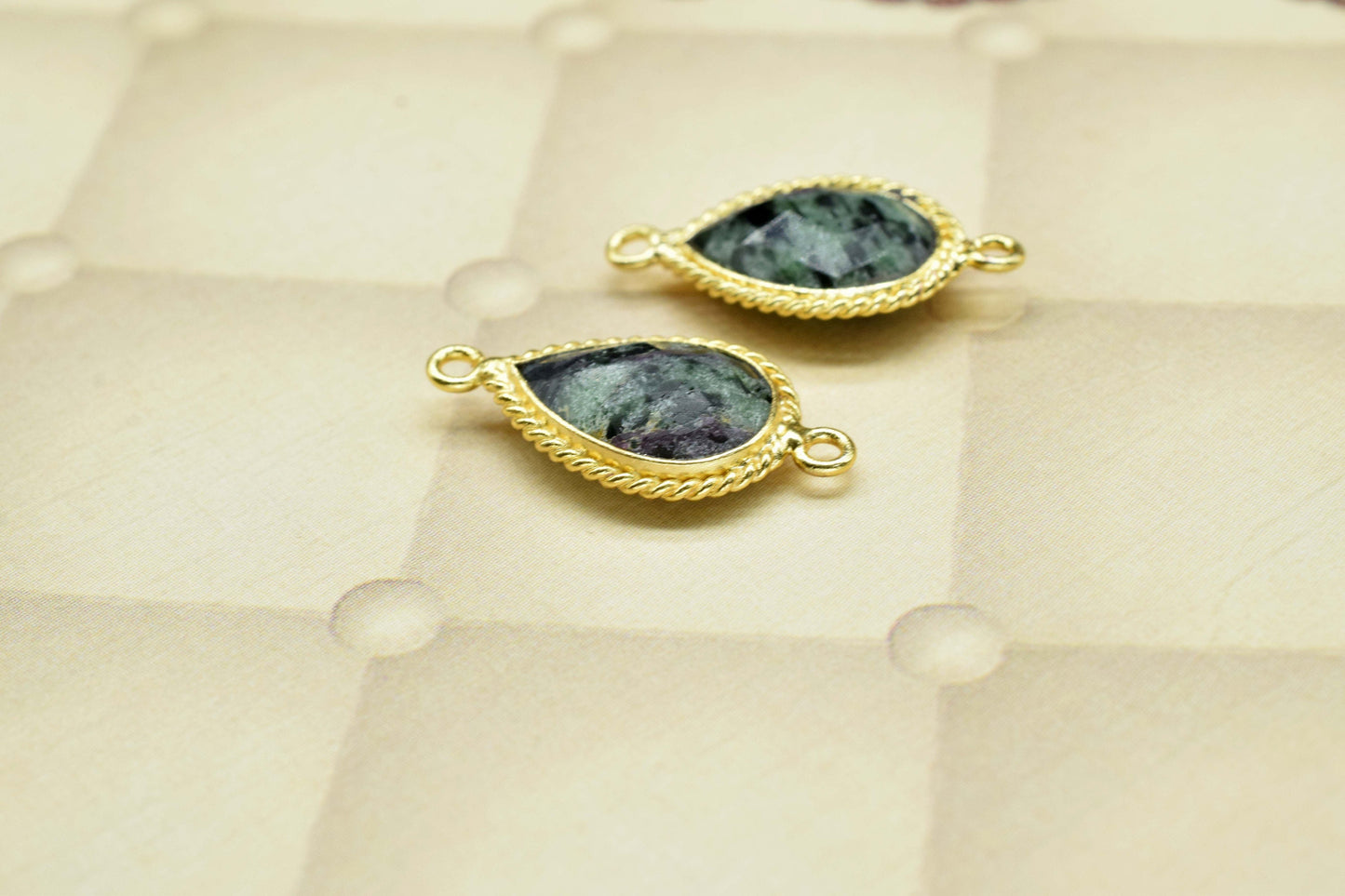 Ruby Zoisite Faceted 10x14mm Pear Shape Shape Connector pendant,Zoisite Checker Cut Pendant jewelry,Gemstone Double Bail Connector Pendant