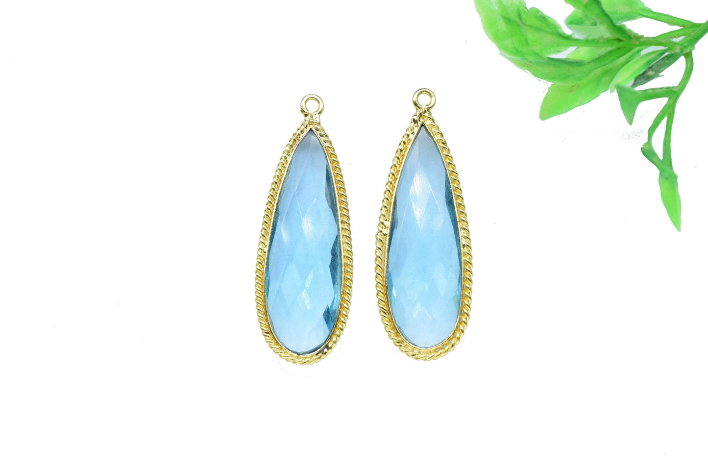 Sky Topaz Faceted Gemstone 10x30mm Pear Shape Bezels,Gemstone Faceted Light Bezels Jewelry,Sky Topaz charms,Sky Topaz Gold Plating Pendant