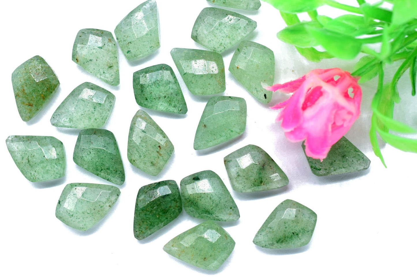 Green Strawberry 10x14mm  Faceted pear shape Briolettes,Gemstone for jewelry,Green Strawberry Pear Beads,Pear Shape Briolettes,Briolettes,