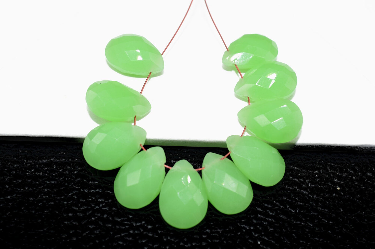 Chyrsoprase Teardrop 7x10mm Briolettes,Green chalcedony Side drilled Briolette,drop Briolette,Jewelry making beads, Teardop briolettes