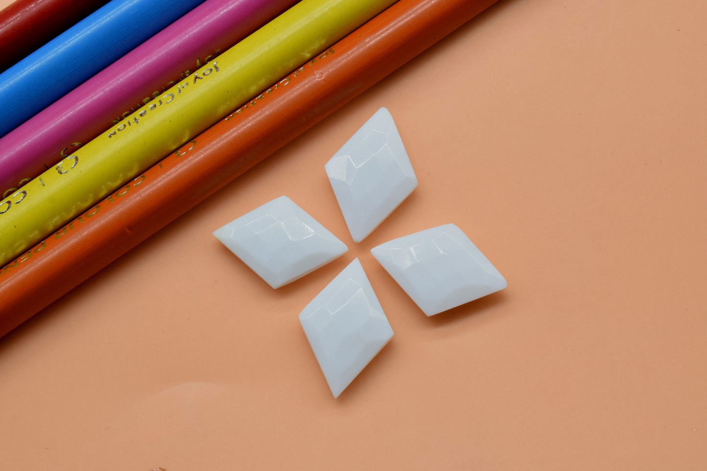 White Agate 12x17mm Diamond shape Briolette,Faceted, polished,Handmade Gemstone, For jewellery making,wire wrapping,gemstone Agate beads