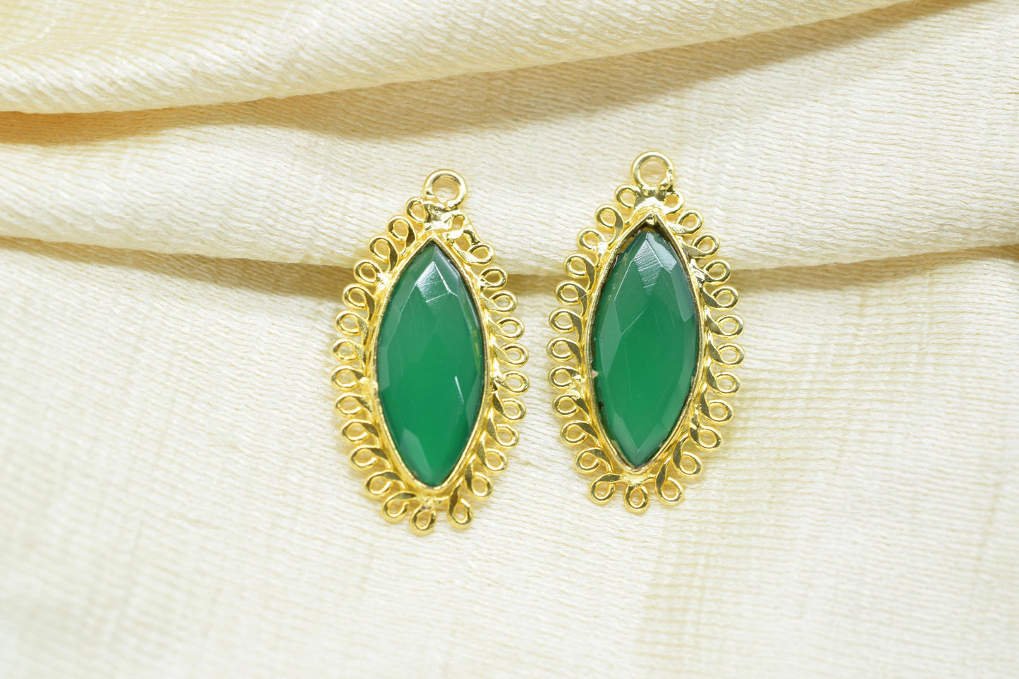 Green Onyx 10x20 Marquise Bezel Charms,Gemstone Brass Component,Wholesale Jewelry,Single Bail Pendant,Handmade Jewellery Connectors,Gift