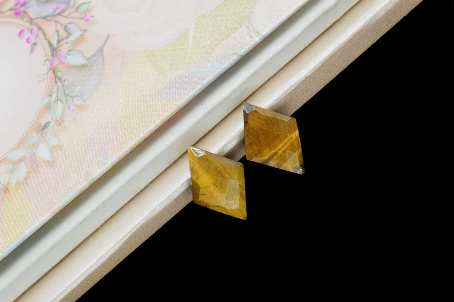 Natural Tiger Eye Gemstone Diamond Shape,Briolette Faceted Pair Gemstone Loose Jewelry,Matched Pair Tiger Eye,calibrated tiger eye,gemstone