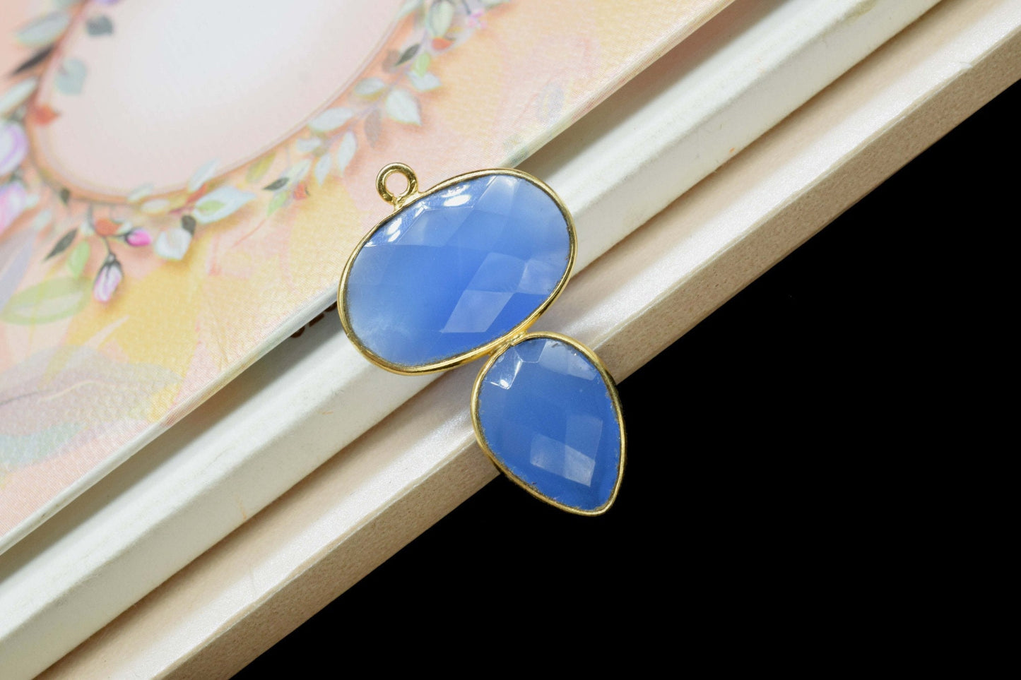 Natural Blue Chalcedony Pear Shape Pendant,Handmade brass Pendant,Blue Oval Chalcedony Pendant-Sagittarius Birthstone,,Gemstone pendant,