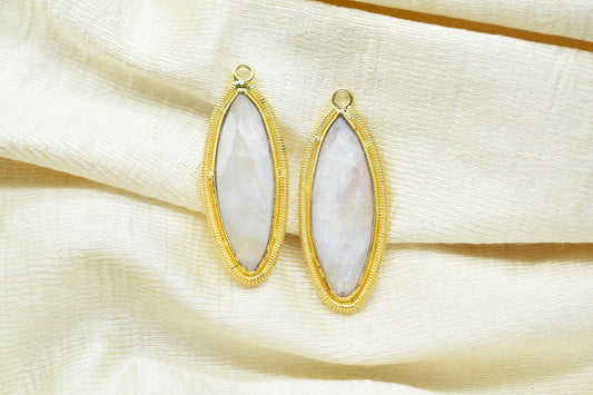 Moonstone 10x30mm Bezel Charm,Gemstone connector,Marquise Shape Charm,Single Bail Pendant,Handmade Component Pendant,Moonstone Bezel Jewelry
