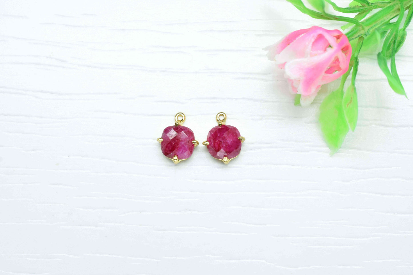 Natural Ruby Faceted 8mm Cushion Shape Pendant,Ruby Gemstone Bezel jewelry making,Ruby Single bail connector,Prong Set Bezel Pendant Jewelry