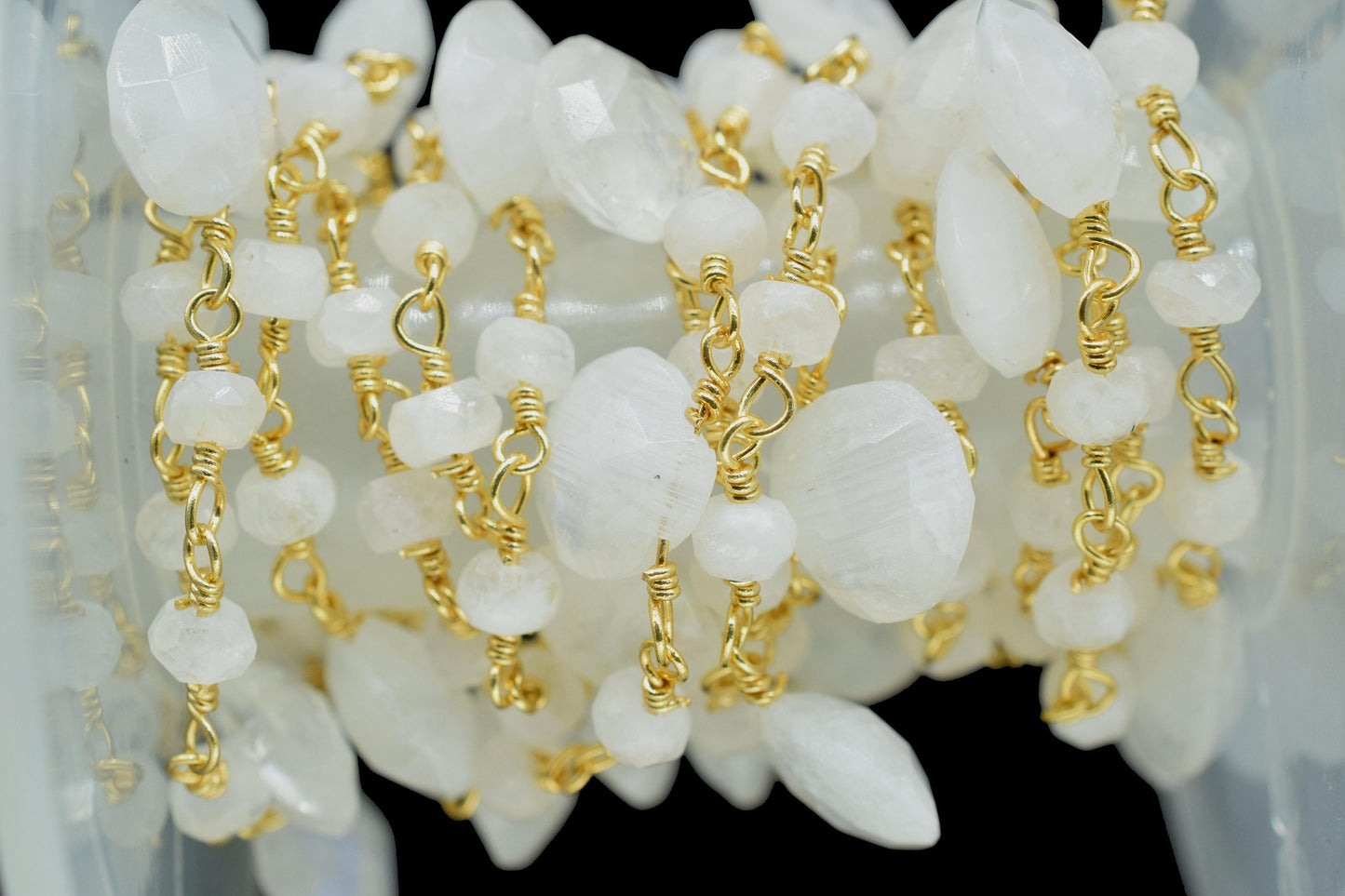 Moonstone 3mm Beaded Heart shape rosary Chain,Moonstone Heart Shape Rosary Chain,Sold By Foot,Moonstone briolettes beaded chain,Moonstone