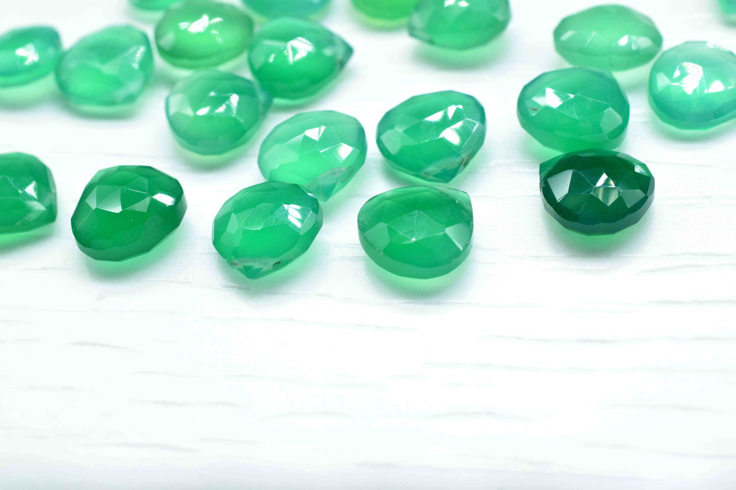 Natural Green Onyx Faceted Briolettes, 10mm Heart Shape Briolettes, Gemstone Briolette, AAA Quality Briolette, Green Onyx Stone, Onyx Gift