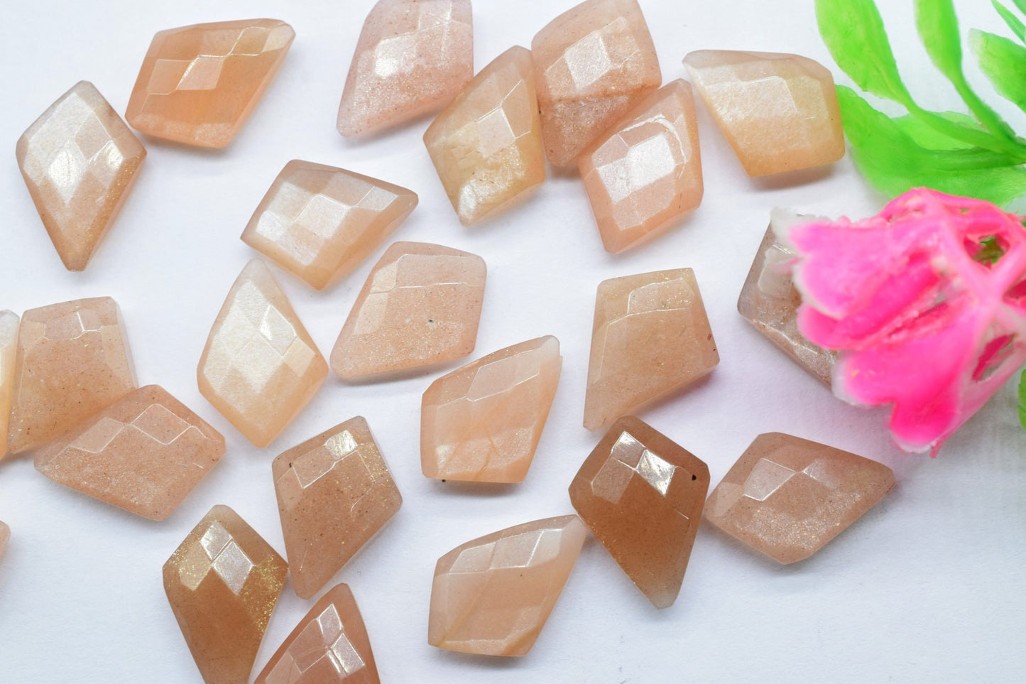 Peach Moonstone 10x14mm  Faceted Tie shape Briolettes,Faceted Briolette,polished,Handmade Gemstone,jewellery making,gemstone beads,Moonstone