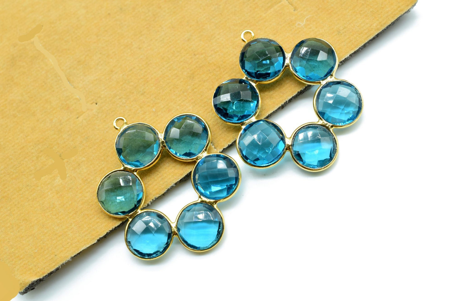 London Blue Topaz Earring,London Blue Topaz Pendant,Blue Chalcedony Bezel,Round Bezel Pendant ,Attached Bezels,Blue Topaz Gemstone Component