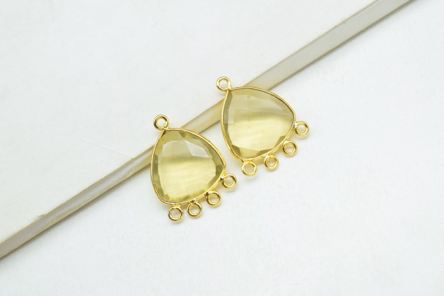Citrine Quartz 15mm Triangle Bezel Connector/Gold Plated Jewelry/Women Jewelry/Connector Jewelry/Handmade Connector/Connector Jewelry/Gift