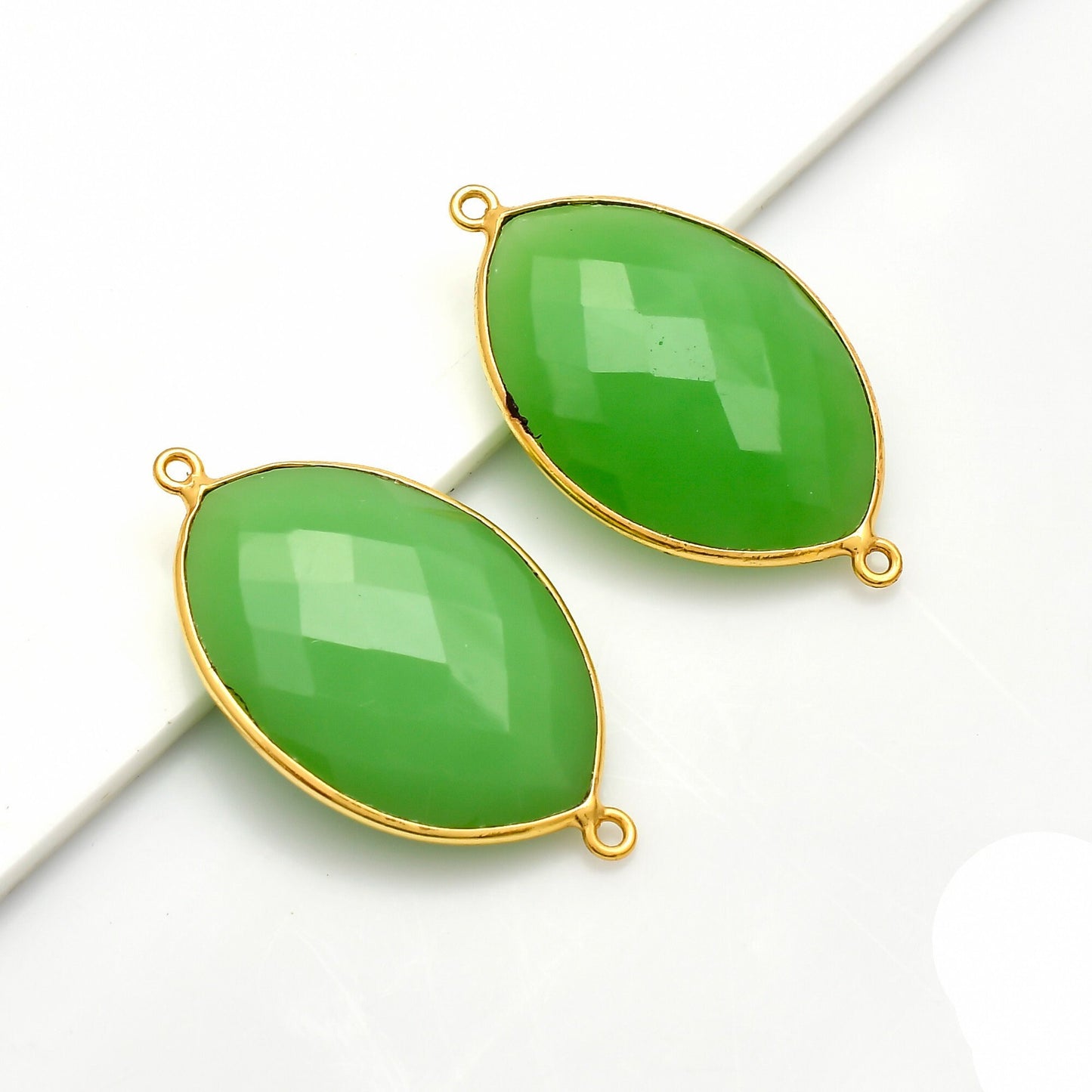 Chrysoprase 20x30mm Marquise Shape bezel,Gold Plated bezel,Chrysoprase Bezel Charm,Gold Vermeil Bezel,jewelry making charm,Gold-Filled bezel
