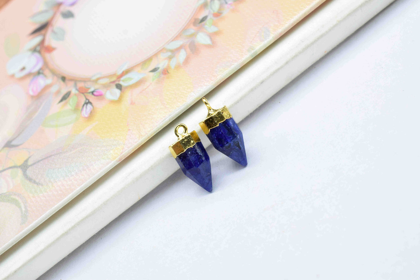 Blue Sapphire Pointed Pendant,Gold Vermeil Tiny Point Pendants,Statement Pendant,Pencil Connector,Gemstone Pendant,Handmade pendant Jewelry