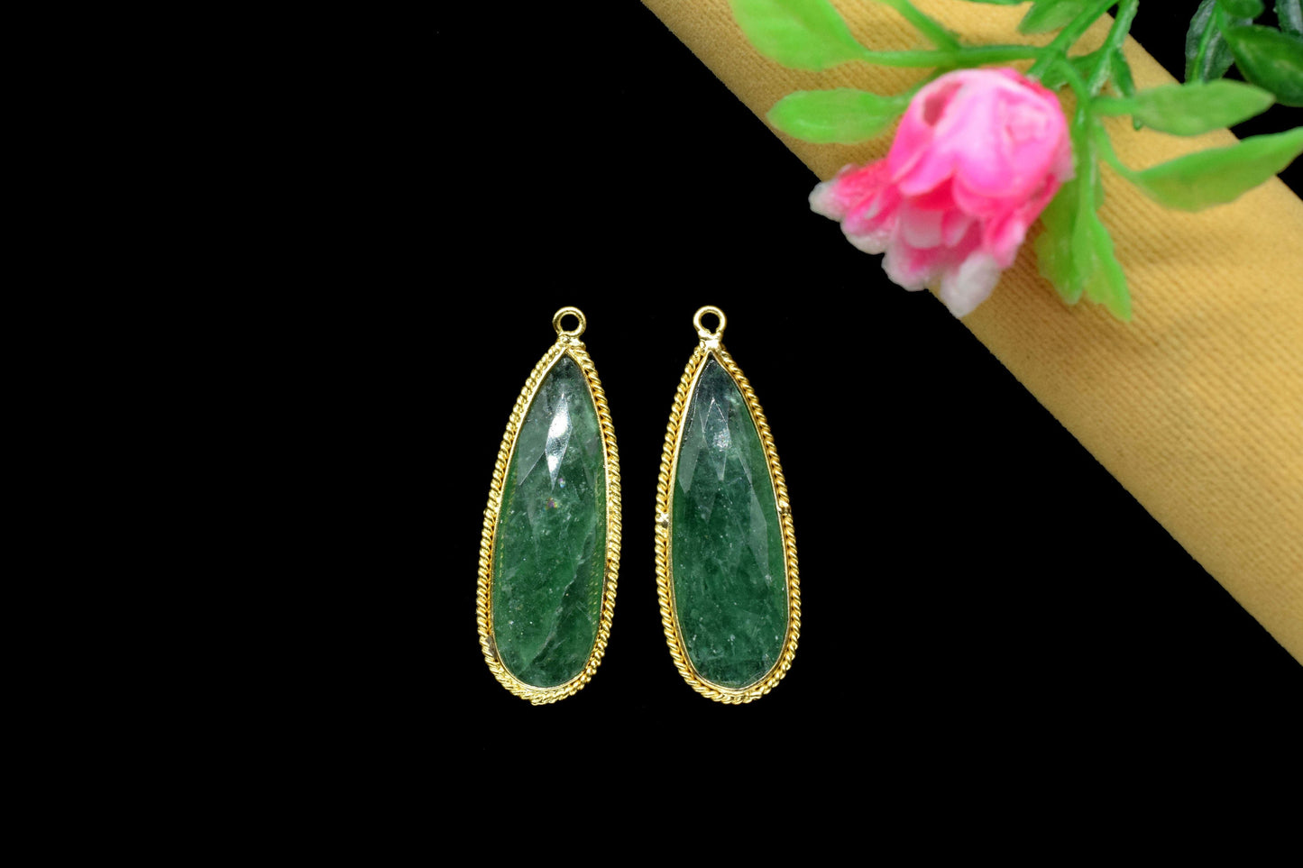 Green Strawberry 10x30mm pear shape Pendant,Green Strawberry Gold Plated Single Bail bezels,Strawberry Faceted Charms Connector Jewelry
