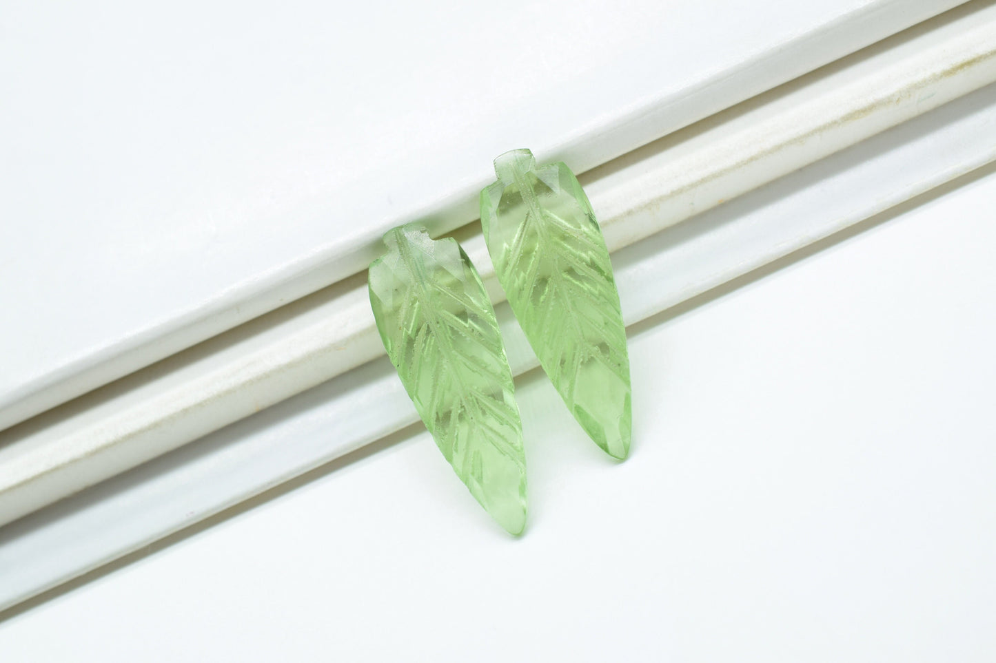 Green Amethyst 10x30mm Pear Shape Faceted carved Briolettes,Green Amethyst Carving Briolettes,Amethyst Leaf Shape Carved Briolettes,Carving