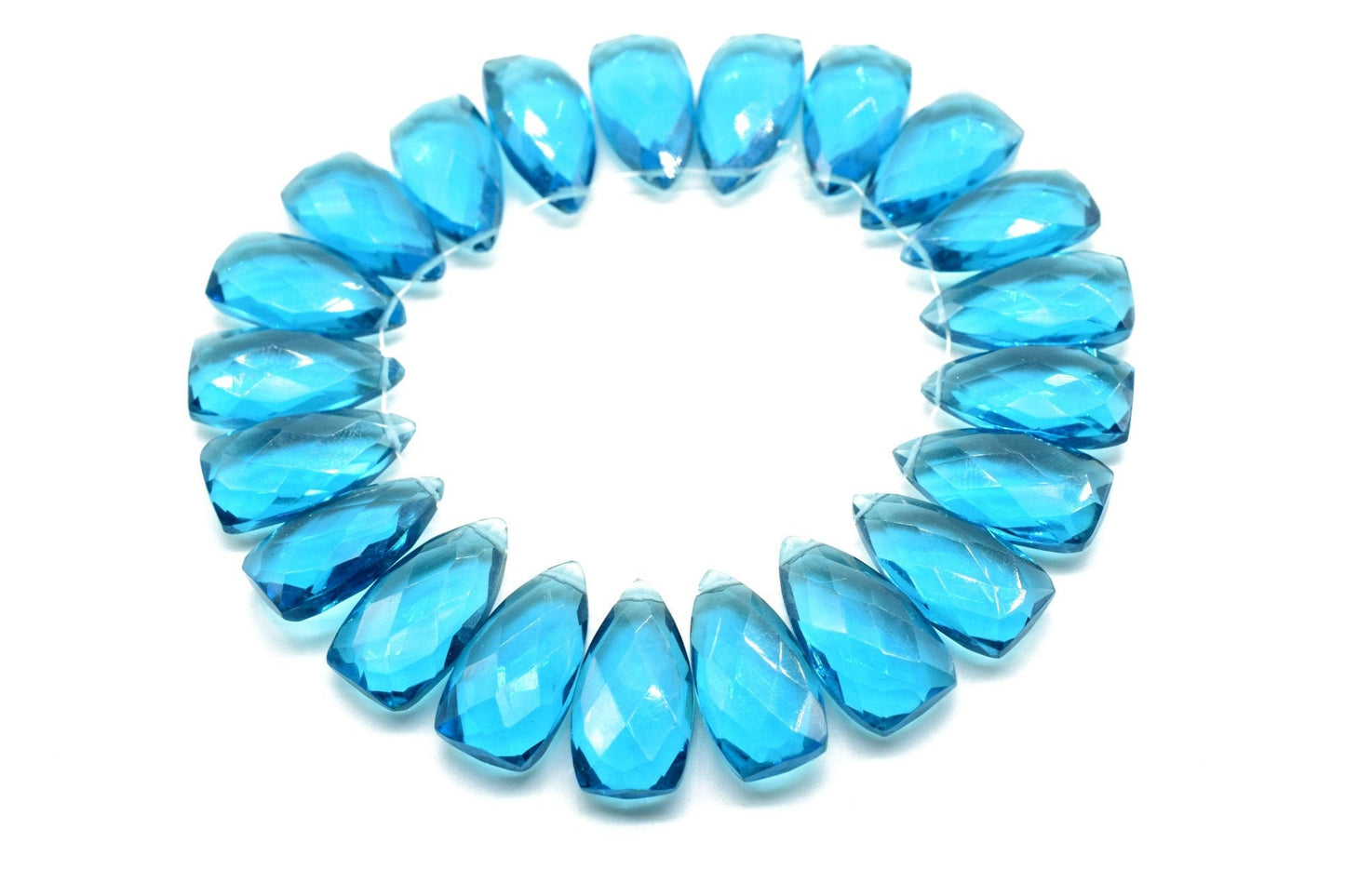 Sky Topaz Briolettes,8x16mm Trillion Faceted Beads,Sky Topaz pyramid shape beads,Topaz Trillion Shape Briolettes,Topaz jewelry Beads