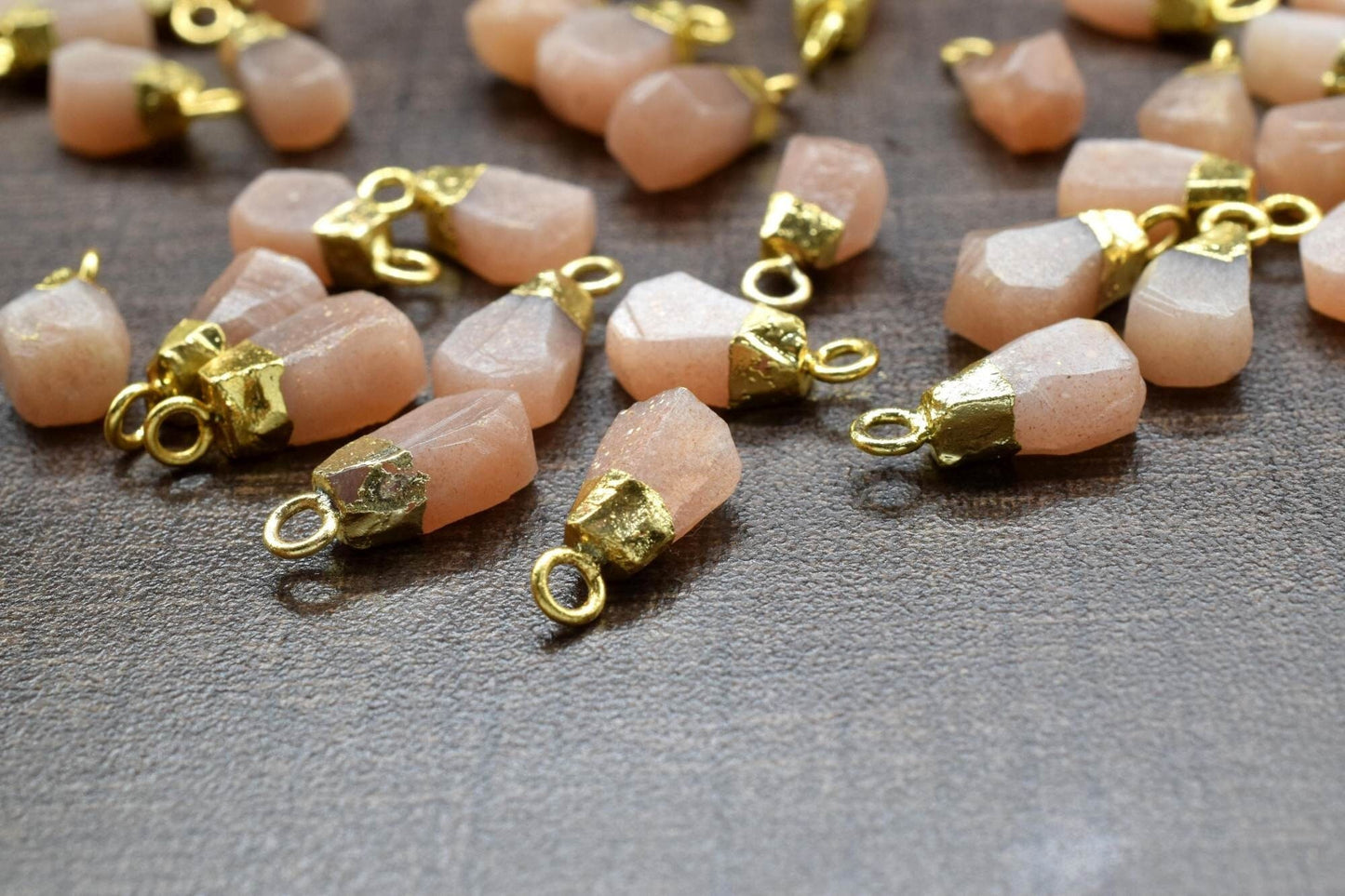 Peach Moonstone Raw Pendants,Gemstone Pendant, Moonstone Pendant Connectors Jewelry Necklace,Rough Electroplated Chams,Loose Stone Pendant