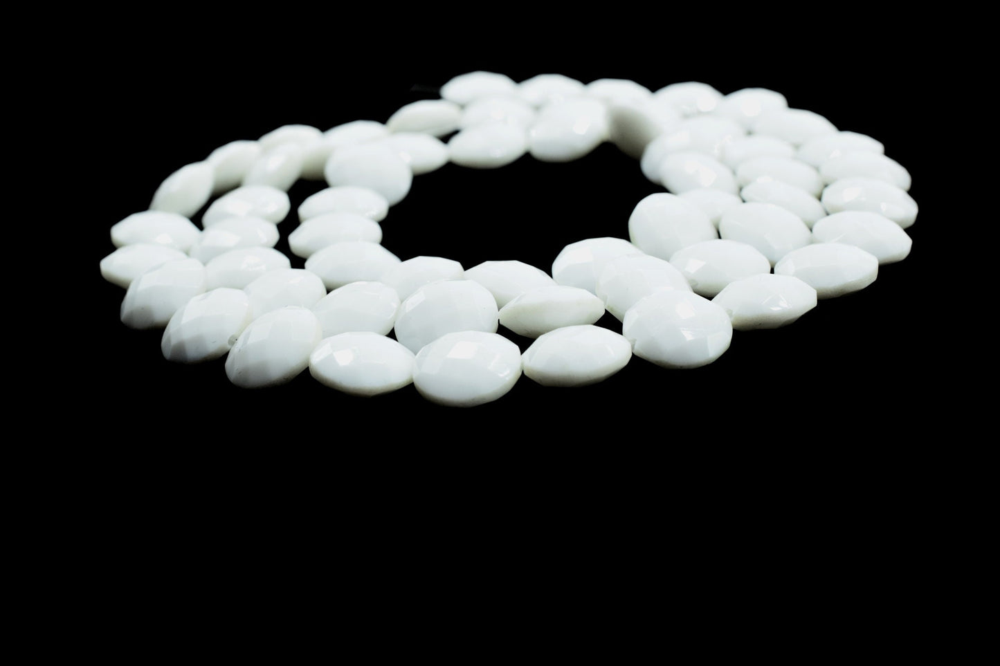 White Chalcedony faceted 10mm Coin Briolettes-Round Shape-White Chalcedony,Loose Gemstone,Round Coin Beads, Briolette Both Side Faceted bead