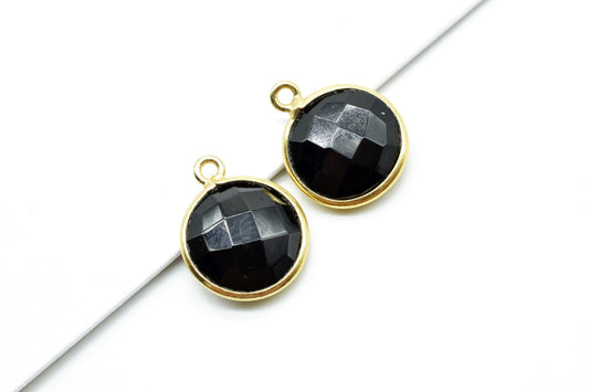 Black onyx 12mm charm,Black onyx Pendant,Black onyx Round Gold Plated bezel,black onyx Vermeil Bezel,jewelry making charm,Brass connectors