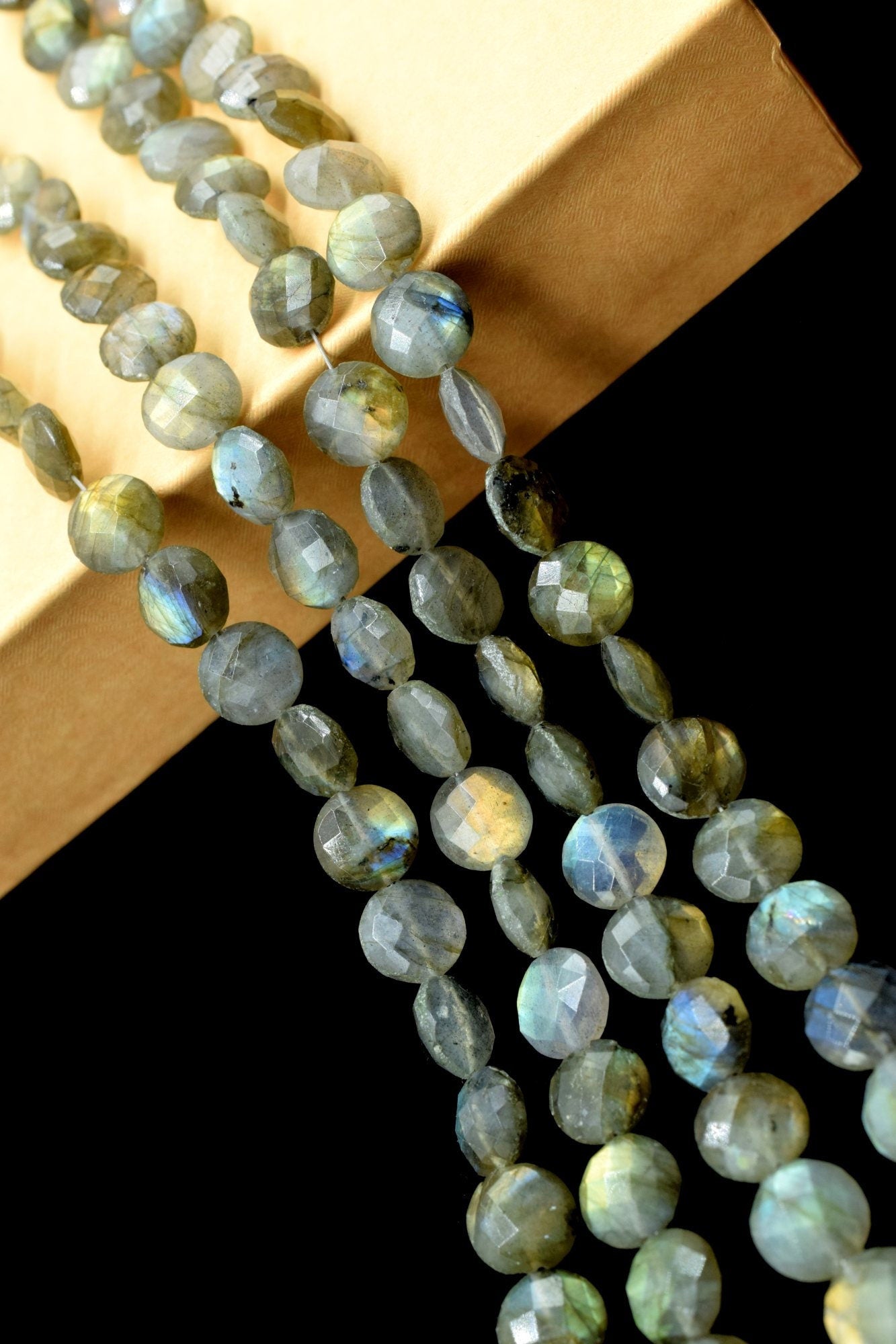 Labradorite 8mm Coin Shape Beads,Faceted Briolettes,Gemstone beads, jewelry supplies,Flashy Labradorite Faceted Coins,Labradorite Briolettes