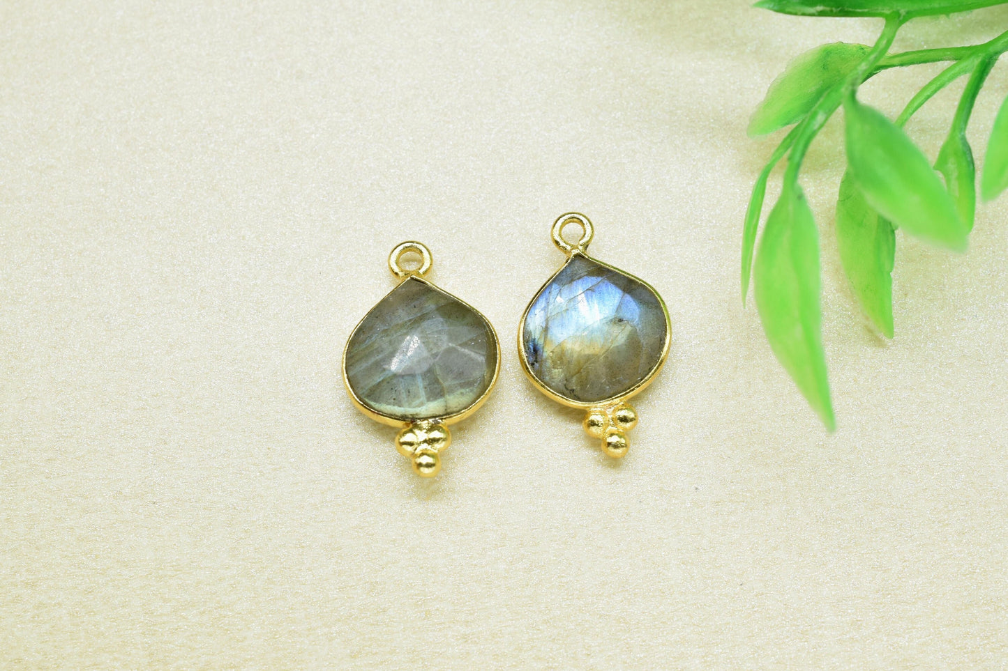 Labradorite Gemstone Heart Shape 10mm Pendant,Labradorite Checker Cut bezel Pendant Jewelry,Labradorite Faceted Bezel Link Connector,Gift