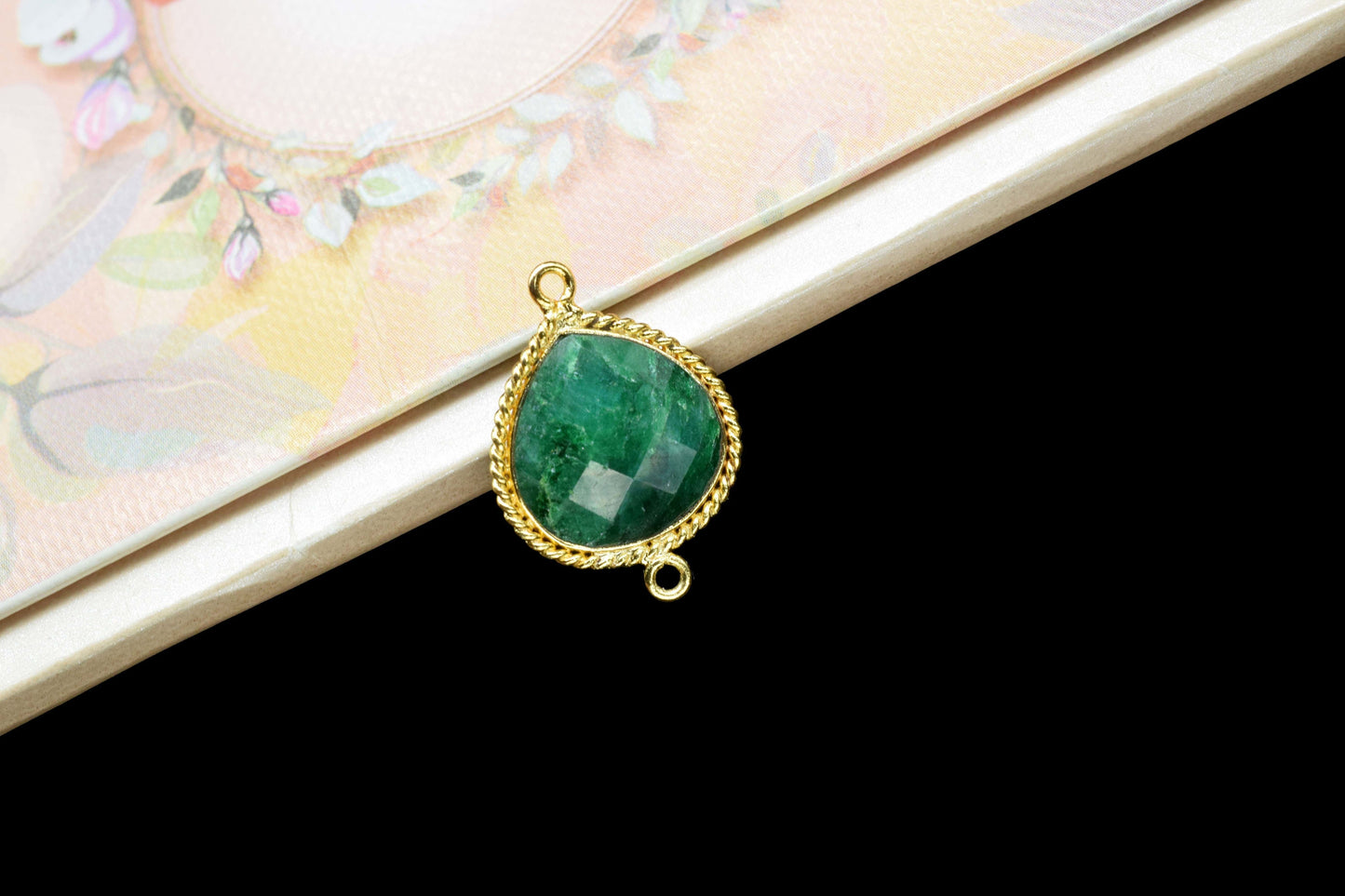 Emerald Faceted Handmade Connectors Jewelry,Emerald Double Bail Bezel Pendant Jewelry,Emerald Gemstone 14mm Heart Shape Bezels Charms,Gift