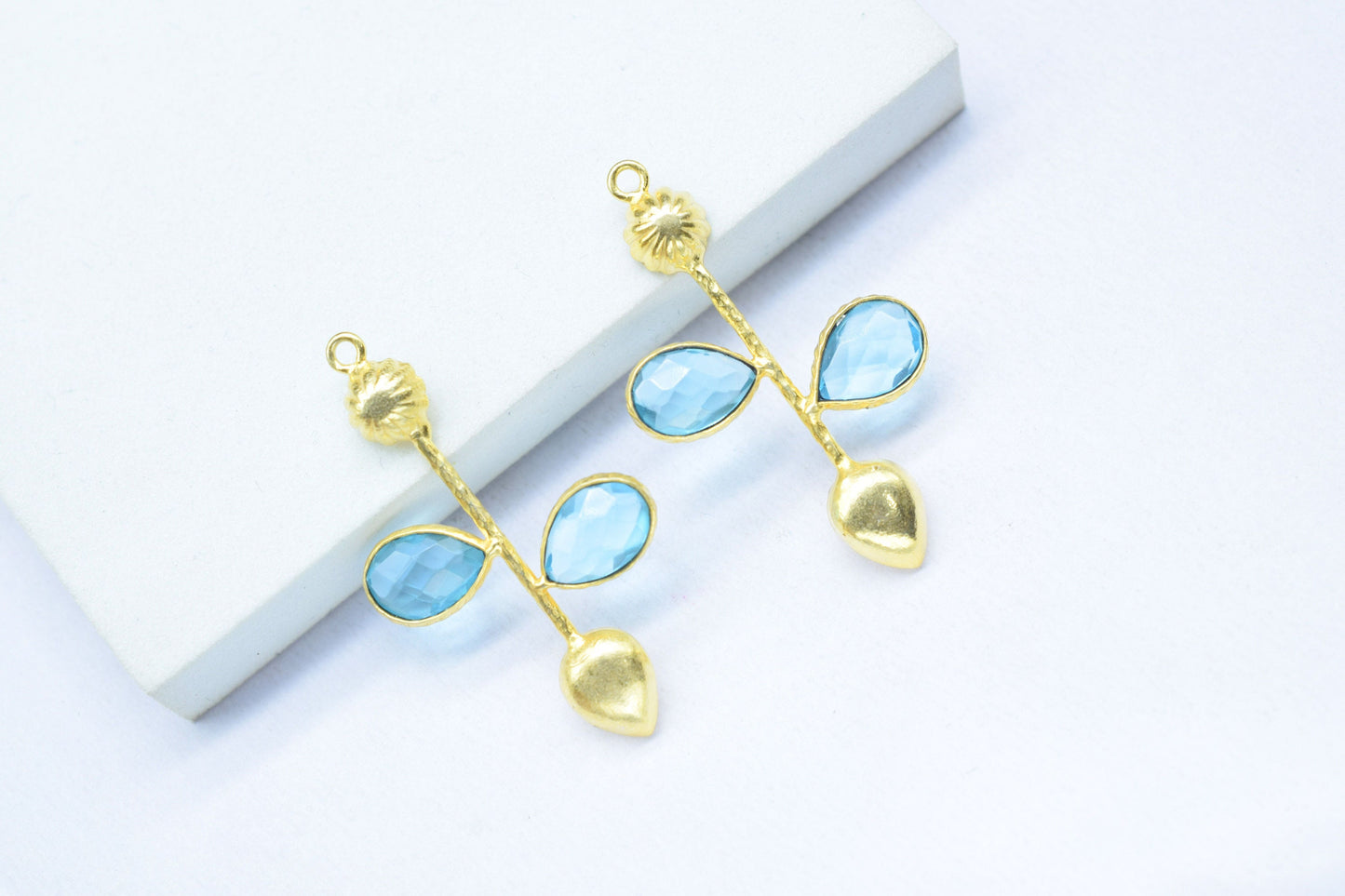 Sky Topaz Teardrop Faceted Bezel Connector,Topaz Gemstone Jewelry,Gemstone Findings,Sky Topaz Pendant Charms,Brass Frame Gemstone Jewelry
