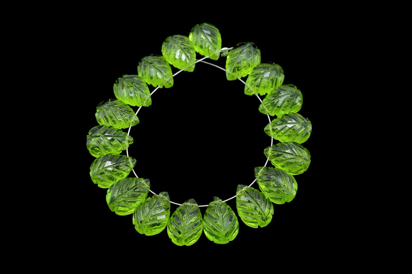 Peridot Leaf Carving Beads,9x13mm Pear Shape Carved Briolettes,Peridot Fancy Pear Briolettes,Carved Leaf Beads,hand carving leaf beads,beads